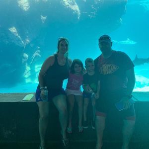 Meet your Posher, Hillary